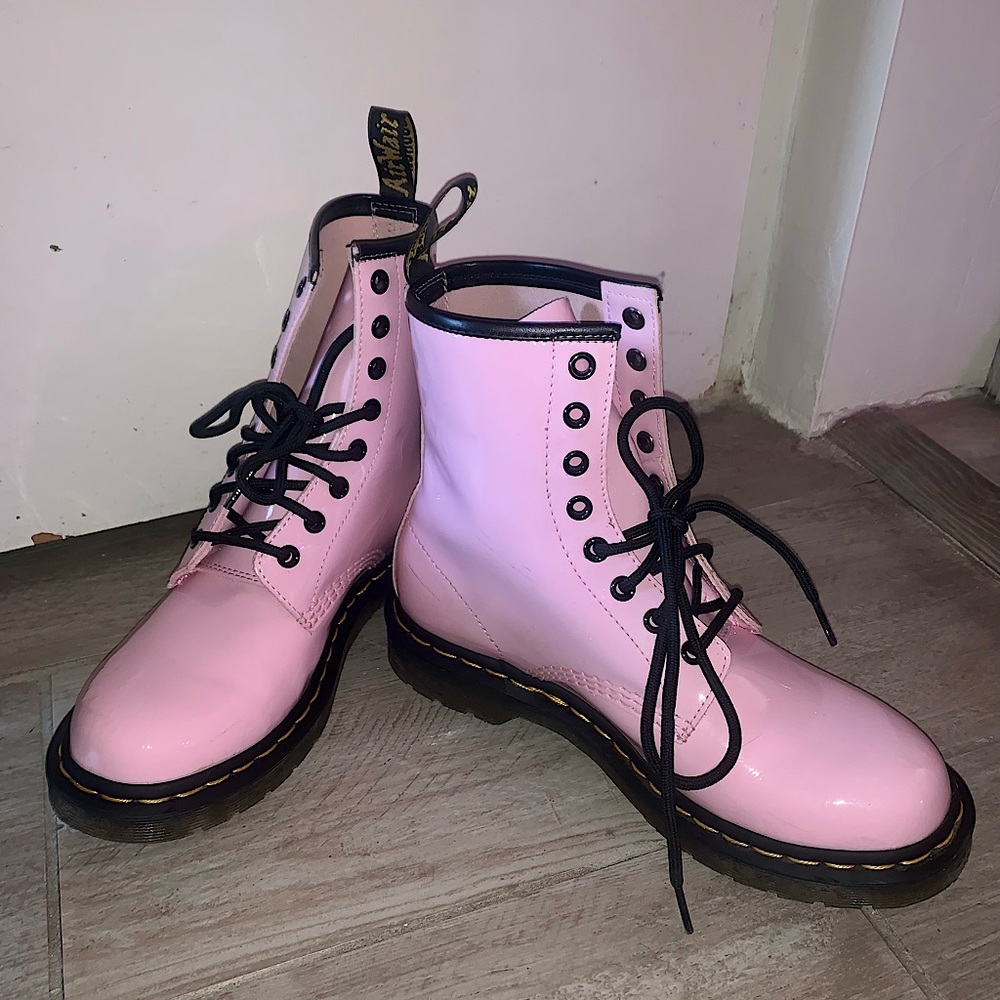 Dr. Martens 1460 Boot - Light Pink